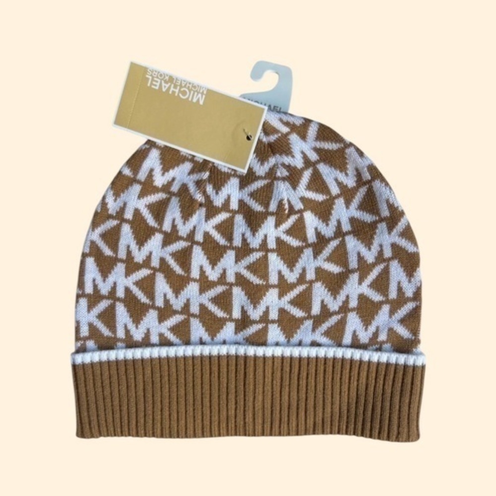 NWT Michael Kors Winter Beanie